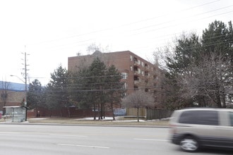 Morning Star Apartments in Mississauga, ON - Building Photo - Building Photo