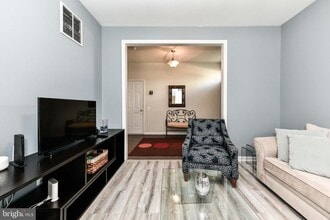 321 Pink Azalea Terrace SE in Leesburg, VA - Building Photo - Building Photo