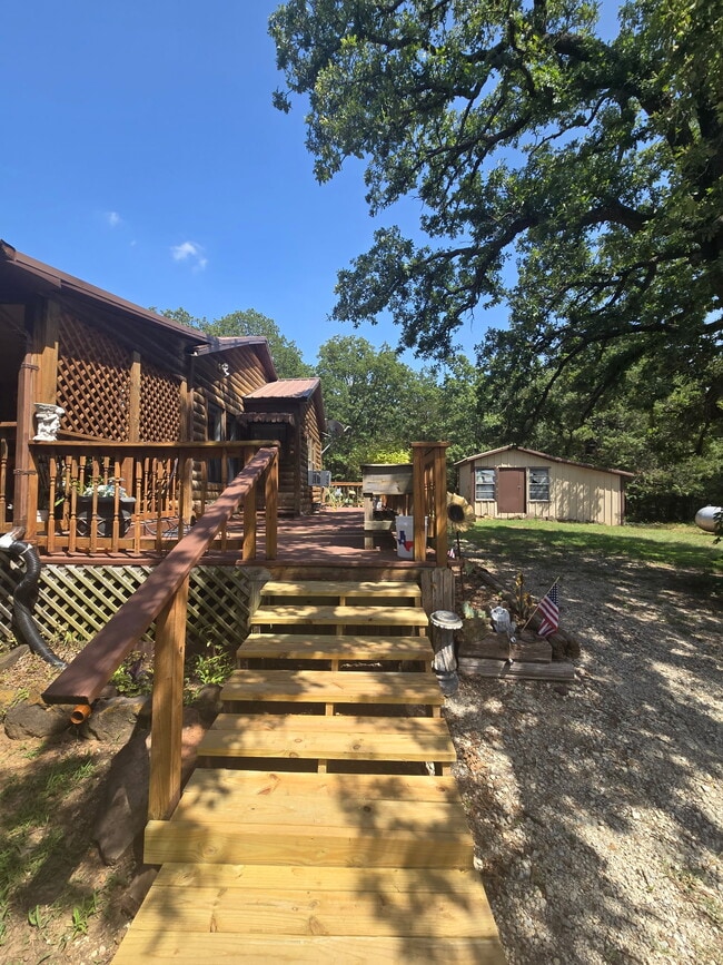 1496 Co Rd 113 in Whitesboro, TX - Building Photo - Building Photo