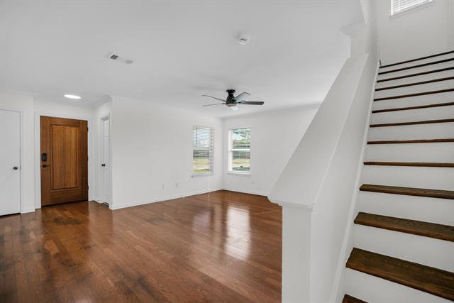 2322 Tan Oak Dr in Dallas, TX - Building Photo - Building Photo