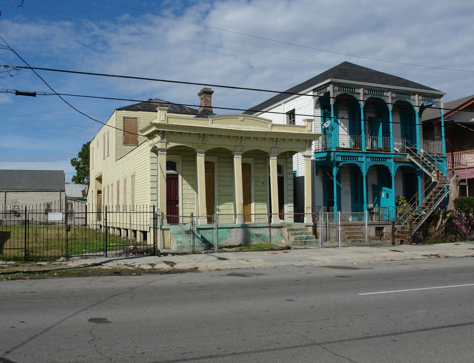 1423 Baronne St in New Orleans, LA - Foto de edificio