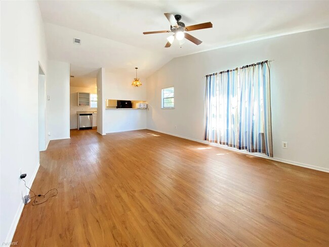 property at 1604 Mill St