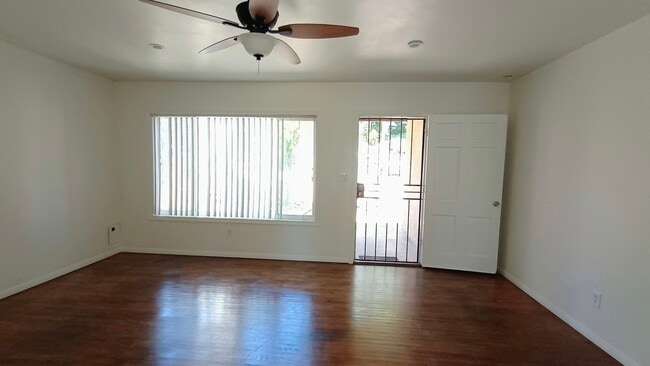 5130 Savannah St in San Diego, CA - Building Photo - Building Photo