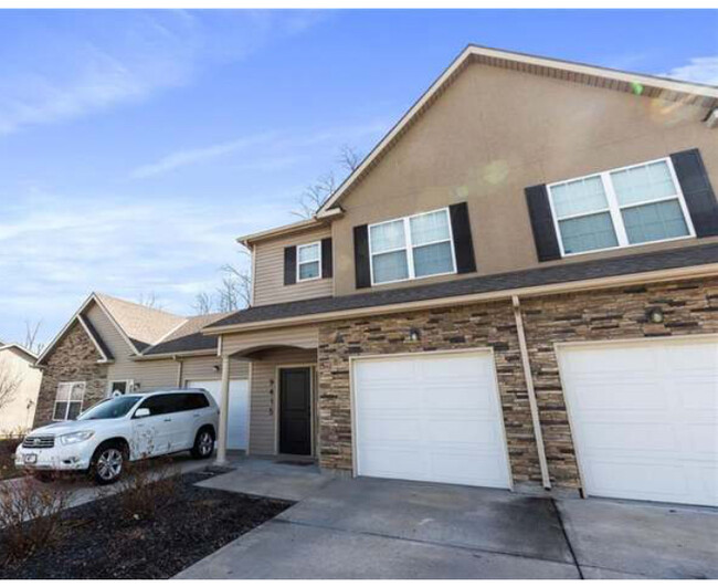 property at 9415 N Adrian Ave