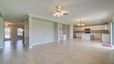 8130 Fountain Mist Blvd in Lehigh Acres, FL - Building Photo - Building Photo