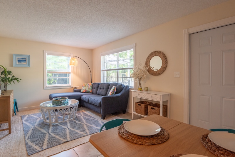713 Penn St in West Palm Beach, FL - Building Photo