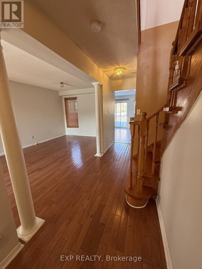 7680 Black Walnut Trail in Mississauga, ON - Building Photo - Building Photo