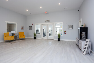 Joy Park Luxury Apartments in Kathleen, GA - Building Photo - Interior Photo