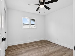 6013 Cedar Ln in Rowlett, TX - Foto de edificio - Building Photo