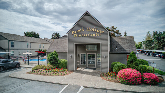 Brook Hollow Apartments