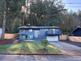 18906 SE Clinton St in Gresham, OR - Building Photo