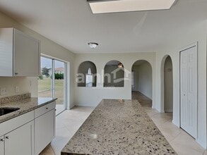 8255 Settlers Crk Lp in Lakeland, FL - Foto de edificio - Building Photo