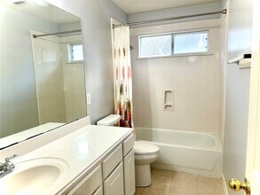 15915 Wilmington Park Ln in Houston, TX - Building Photo - Building Photo