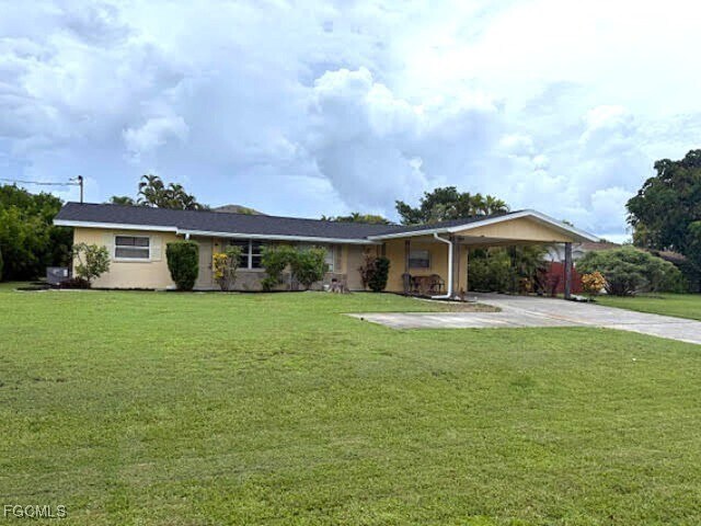4224 SE 19th Pl in Cape Coral, FL - Building Photo
