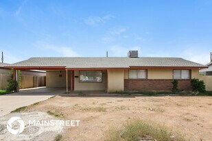 5407 W Vernon Ave in Phoenix, AZ - Building Photo