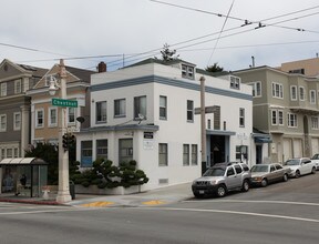 1290 Chestnut St in San Francisco, CA - Building Photo - Building Photo