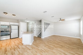 5220 Corvette Dr in Tampa, FL - Building Photo - Building Photo