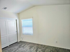 8865 E Baseline Rd in Mesa, AZ - Building Photo - Building Photo