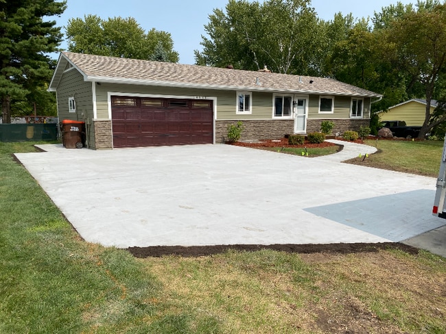 14860 Upper 55th St N