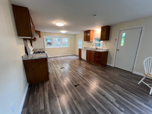 property at 4408 Sanford Ct
