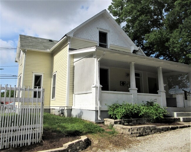 property at 704 N Randolph St