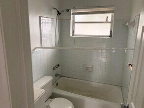 1310 S Federal Hwy in Lake Worth Beach, FL - Building Photo - Building Photo