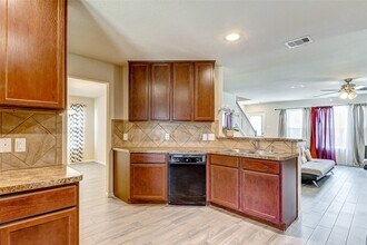 21219 Fox Hillside Way in Humble, TX - Building Photo - Building Photo