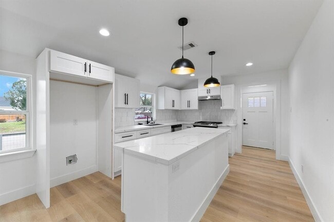 property at 5610 Chapman St
