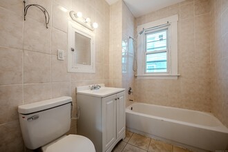 422 Allen St, Unit 3 in New Britain, CT - Building Photo - Building Photo
