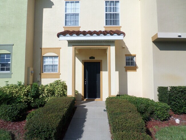 458 Monroe Cir in Davenport, FL - Foto de edificio - Building Photo