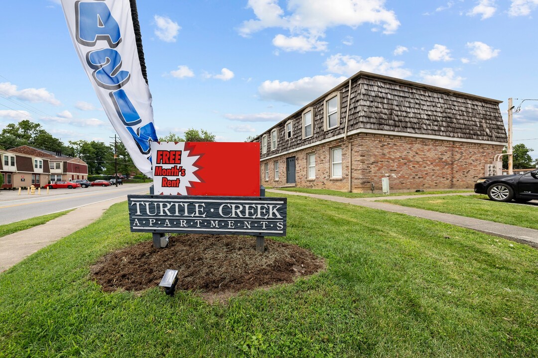 Turtle Creek Apartments in Louisville, KY - Building Photo