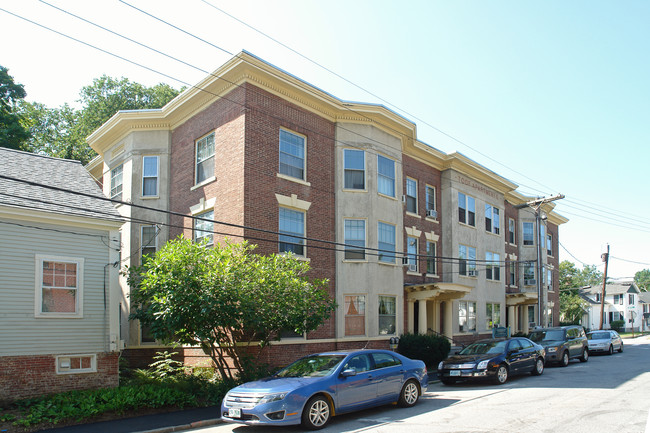 33-35 Warren St in Concord, NH - Foto de edificio - Building Photo