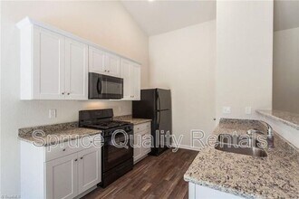 3995 Meredith Woods Ln in Winston-Salem, NC - Foto de edificio - Building Photo
