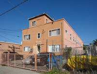 Vista Del Mar in San Diego, CA - Foto de edificio - Building Photo