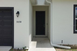 5574 SW 128th Pl in Ocala, FL - Building Photo - Building Photo