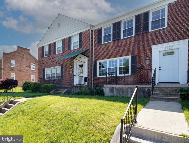 property at 1722 Edgewood Rd