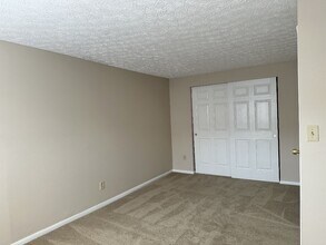 2512 Nassau Dr in Columbus, OH - Building Photo - Building Photo