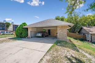 1407 Avebury Cir in Austin, TX - Building Photo