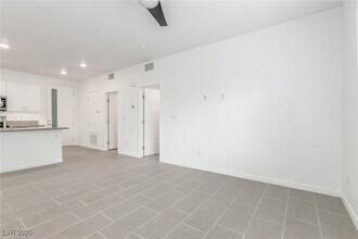 11257 Rainbow Peak Ave in Las Vegas, NV - Building Photo - Building Photo