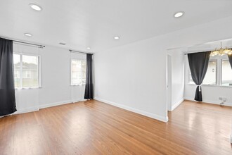 6202 Silva St in Lakewood, CA - Building Photo - Building Photo