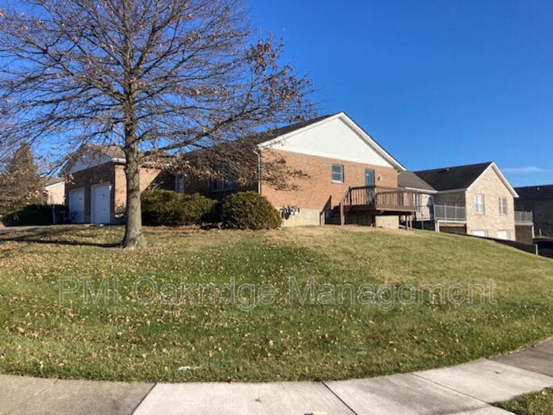 462 Oxford Dr in Lebanon, OH - Building Photo