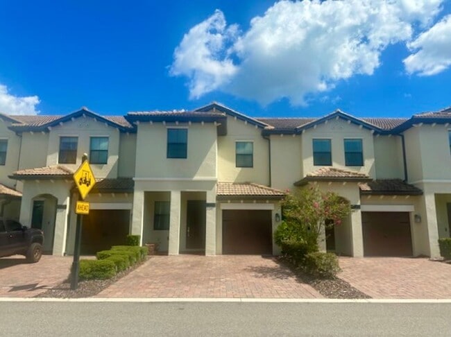 property at 1224 Royal St. George Blvd