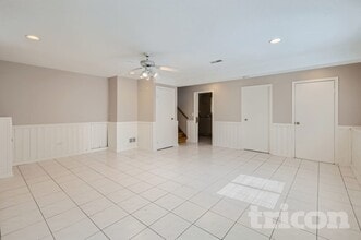 285 Polo Club Dr in Glendale Heights, IL - Foto de edificio - Building Photo