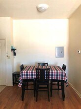 104 Depot St-Unit -A in Elgin, TX - Foto de edificio - Building Photo