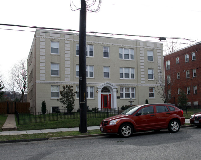 5041 1st St NW in Washington, DC - Building Photo - Building Photo