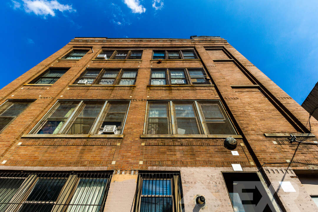 142 Stockholm St in Brooklyn, NY - Building Photo