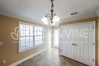 229 Saratoga Ln in Calera, AL - Building Photo - Building Photo