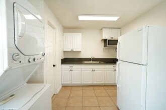 1405 N Riverside Ave in Rialto, CA - Building Photo - Building Photo