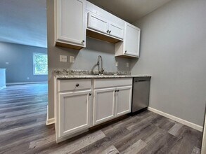 3269 E Mound St in Columbus, OH - Foto de edificio - Building Photo