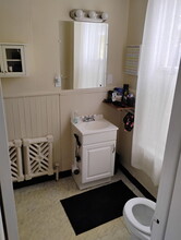 9 Woodlawn Ave in Albany, NY - Building Photo - Building Photo